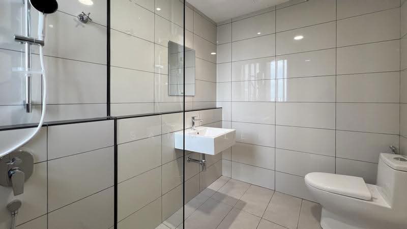 Kediaman Servis untuk Disewa di Duta Park Residences - Samm Lee - Bathroom - PropertyGuru.com.my