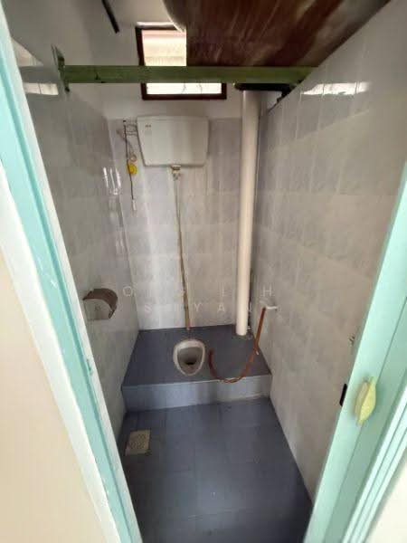 Flat for Sale at Taman Sri Pulai Perdana - Ong Lih Shyan - Bathroom - PropertyGuru.com.my