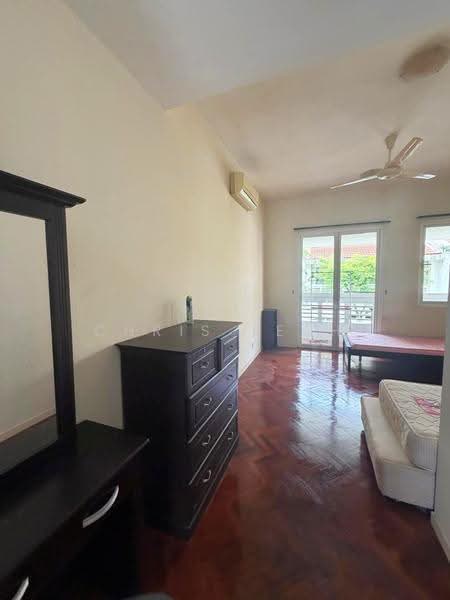 Rumah Teres 2.5-Tingkat untuk Dijual di Tanjung Tokong (Penang) - Chris Teoh - Bedroom - PropertyGuru.com.my