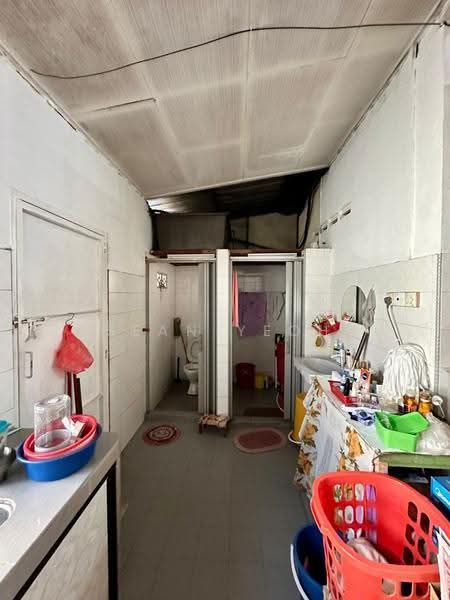 1-storey Terraced House for Sale in Senai (Kulai) - Sean Yeoh - Bathroom - PropertyGuru.com.my