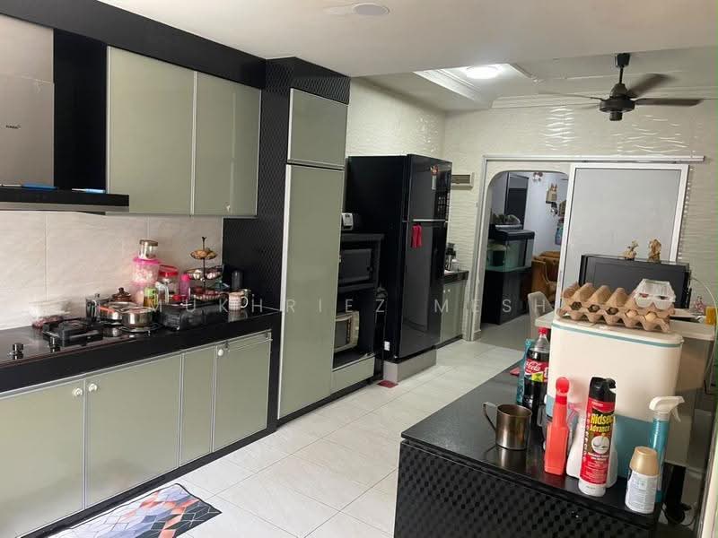 2-storey Terraced House for Sale in Taman Tampoi Utama (Johor Bahru) - Mukhriez Mesh - Kitchen - PropertyGuru.com.my