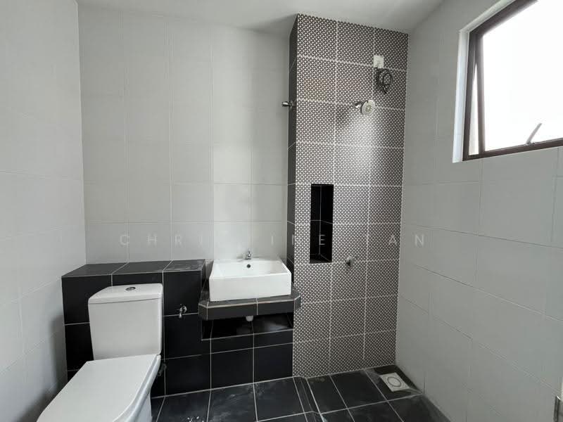 Terraced House for Rent in Eco Grandeur (Puncak Alam) - Christine Tan - Bathroom - PropertyGuru.com.my
