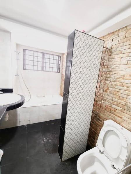 Apartment for Rent at Seri Mutiara Apartment - Pauline Ng - Bathroom - PropertyGuru.com.my