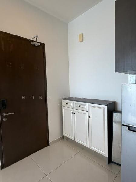 Condominium for Rent at Royal Strand @ Country Garden Danga Bay - Hong Charng Lee - Entrance - PropertyGuru.com.my