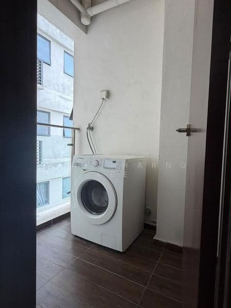 Condominium for Rent at Royal Strand @ Country Garden Danga Bay - Hong Charng Lee - Balcony - PropertyGuru.com.my