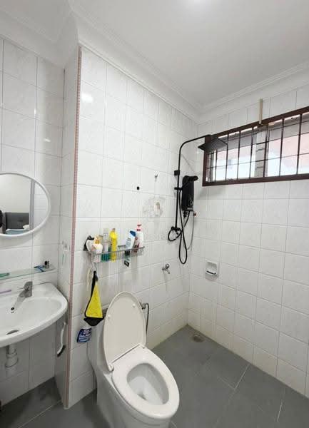 2-storey Terraced House for Sale in Permas Jaya (Johor Bahru) - Pauline Ng - Bathroom - PropertyGuru.com.my