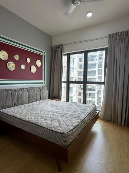 Kondominium untuk Disewa di Royal Strand @ Country Garden Danga Bay - Hong Charng Lee - Bedroom - PropertyGuru.com.my