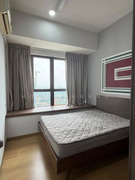 Kondominium untuk Disewa di Royal Strand @ Country Garden Danga Bay - Hong Charng Lee - Bedroom - PropertyGuru.com.my