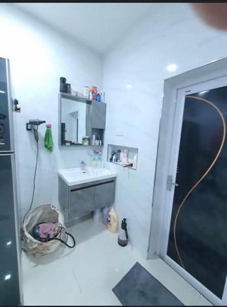 2-storey Terraced House for Sale in Usj 1 (Subang Jaya) - Kelvin Thong - Bathroom - PropertyGuru.com.my
