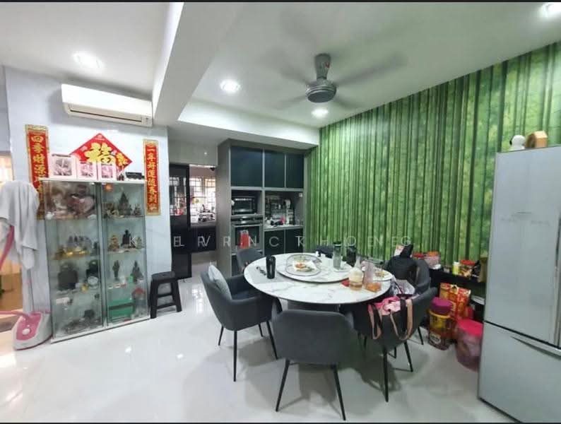 2-storey Terraced House for Sale in Usj 1 (Subang Jaya) - Kelvin Thong - Dining Room - PropertyGuru.com.my