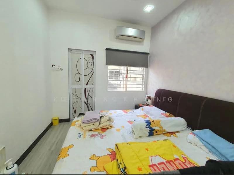 2-storey Terraced House for Sale in Usj 1 (Subang Jaya) - Kelvin Thong - Bedroom - PropertyGuru.com.my