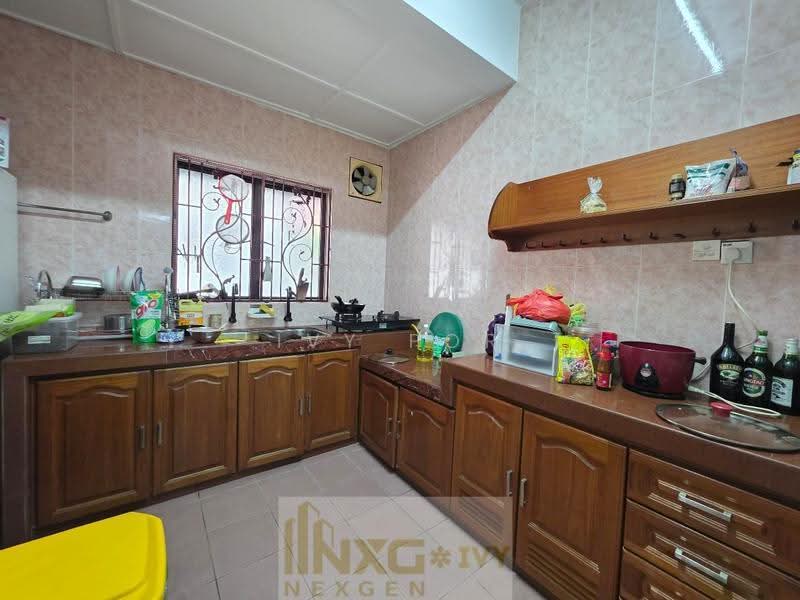 Rumah Teres 2-Tingkat untuk Dijual di Klang (Selangor) - Ivy Por - Kitchen - PropertyGuru.com.my
