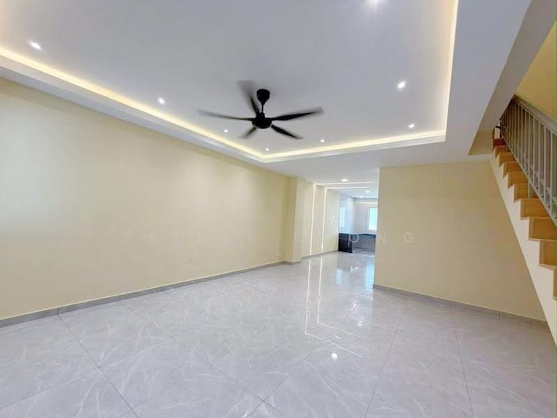 2-storey Terraced House for Sale in Bukit Indah (Iskandar Puteri (Nusajaya)) - Esther Chong - Living Room - PropertyGuru.com.my