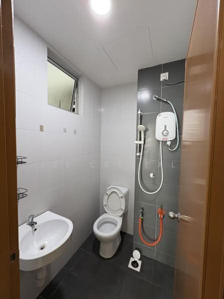 Service Residence for Rent at Ascotte Boulevard - Lee Crystal - Bathroom - PropertyGuru.com.my