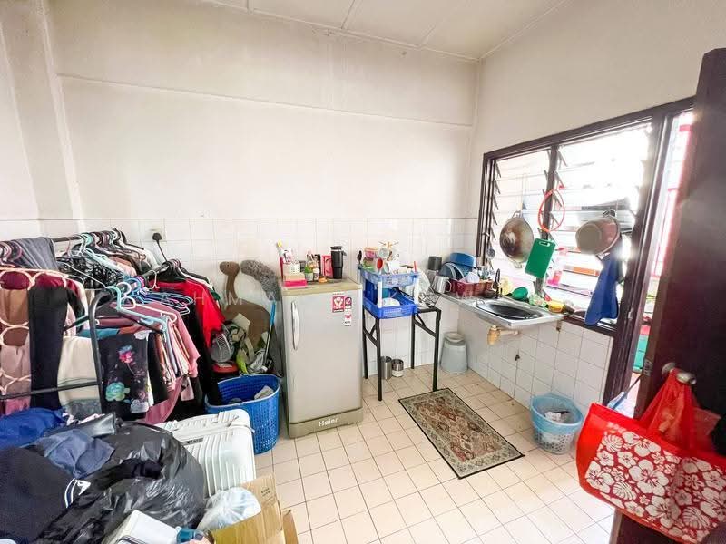 Pangsapuri untuk Dijual di Vista Seri Putra - Ahmad Ikhwan Arif - Kitchen - PropertyGuru.com.my