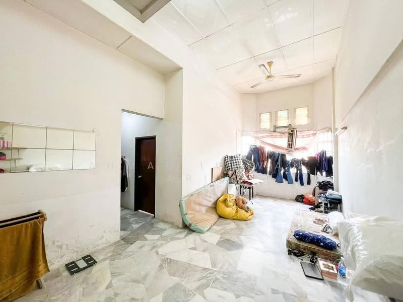 Pangsapuri untuk Dijual di Vista Seri Putra - Ahmad Ikhwan Arif - Interior - PropertyGuru.com.my