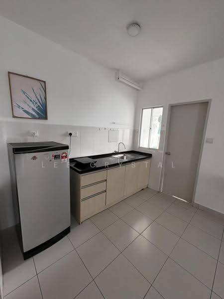 Apartment for Rent at D'Cerrum Apartment - Lee Crystal - Kitchen - PropertyGuru.com.my