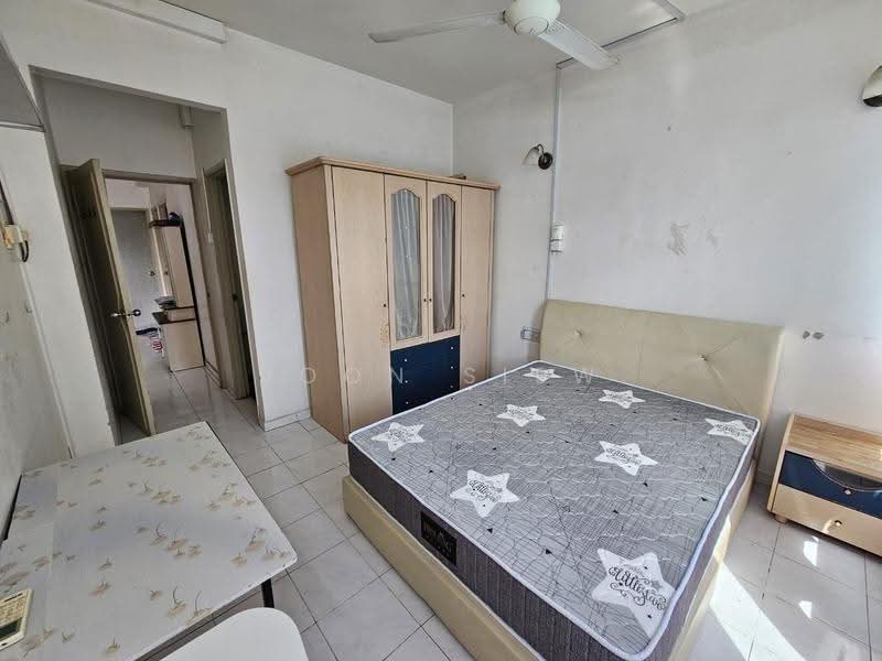 Condominium for Sale at N-Park Condominium - Boon Siew - Bedroom - PropertyGuru.com.my