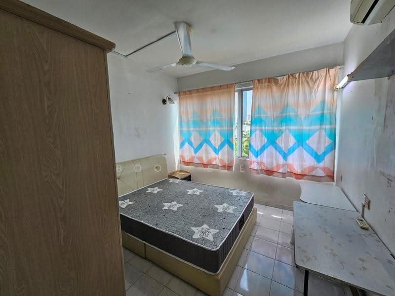 Condominium for Sale at N-Park Condominium - Boon Siew - Bedroom - PropertyGuru.com.my