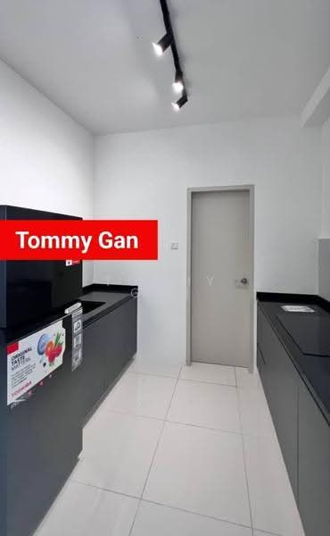 Apartment for Rent at Vivo Executive Apartment - Tommy Gan - Kitchen - PropertyGuru.com.my