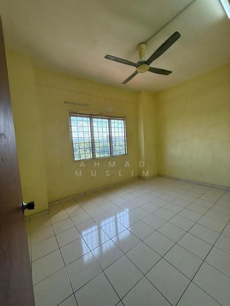 Apartment for Rent at Selesa I Resort Apartment (Pangsapuri Damai Mewah B) - Ahmad Muslim - Interior - PropertyGuru.com.my