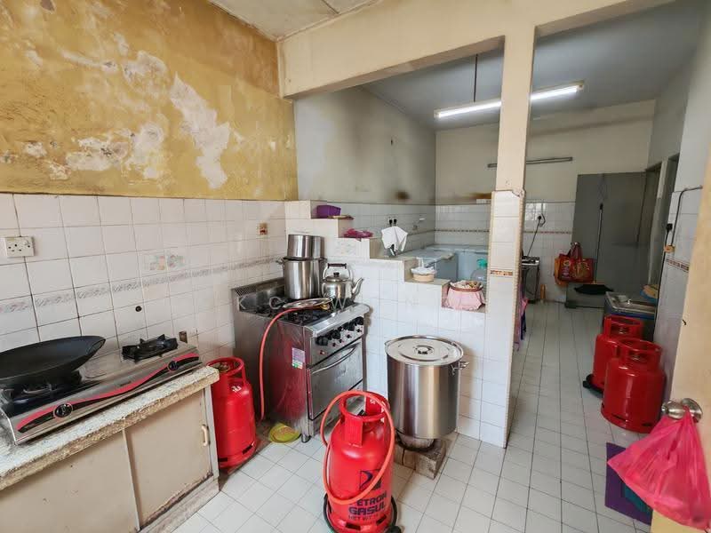 2-storey Terraced House for Sale in Taman Overseas Union (Taman Oug) (Jalan Klang Lama (Old Klang Road)) - KC Wong - Kitchen - PropertyGuru.com.my