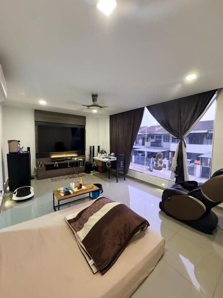 2-storey Terraced House for Sale in Bukit Indah (Iskandar Puteri (Nusajaya)) - Wallace Ang - Living Room - PropertyGuru.com.my