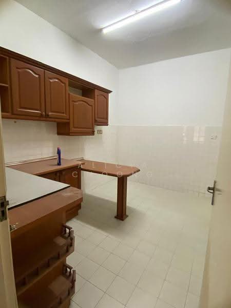 Rumah Teres untuk Disewa di Bandar Sungai Long (Selangor) - Alicia Choong - Kitchen - PropertyGuru.com.my