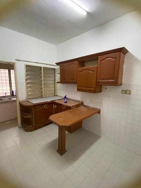 Rumah Teres untuk Disewa di Bandar Sungai Long (Selangor) - Alicia Choong - Kitchen - PropertyGuru.com.my
