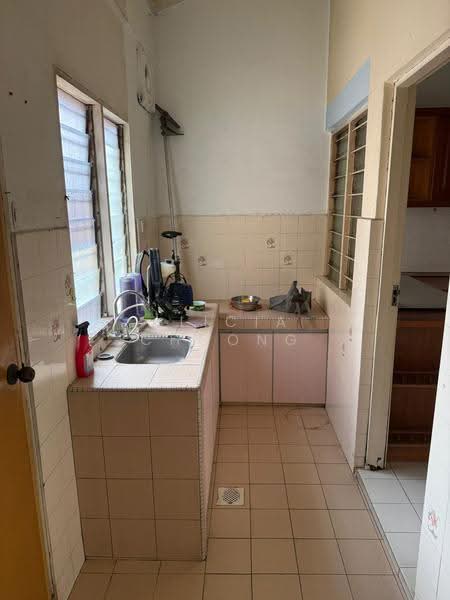 Rumah Teres untuk Disewa di Bandar Sungai Long (Selangor) - Alicia Choong - Kitchen - PropertyGuru.com.my