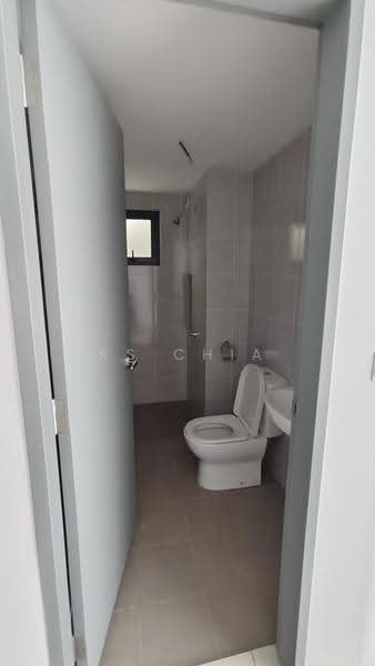 Kediaman Servis untuk Dijual di M Centura - KS Chia - Bathroom - PropertyGuru.com.my
