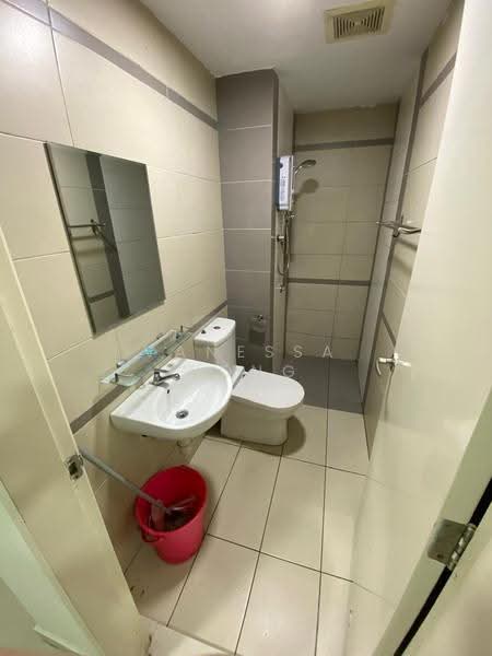 Kondominium untuk Disewa di The Z Residence - Vanessa Wong - Bathroom - PropertyGuru.com.my