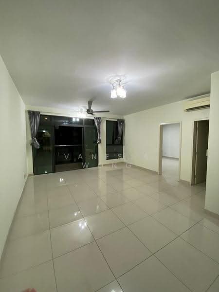 Kondominium untuk Disewa di The Z Residence - Vanessa Wong - Living Room - PropertyGuru.com.my