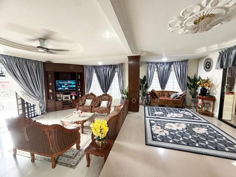 Bungalow House for Sale in Bukit Kempas (Johor Bahru) - Bess Wong - Living Room - PropertyGuru.com.my