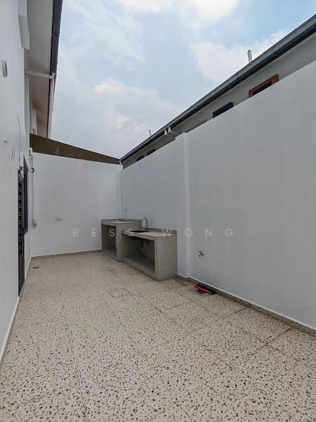 Semi-Detached House for Sale in Taman Kempas Utama (Johor Bahru) - Bess Wong - PropertyGuru.com.my