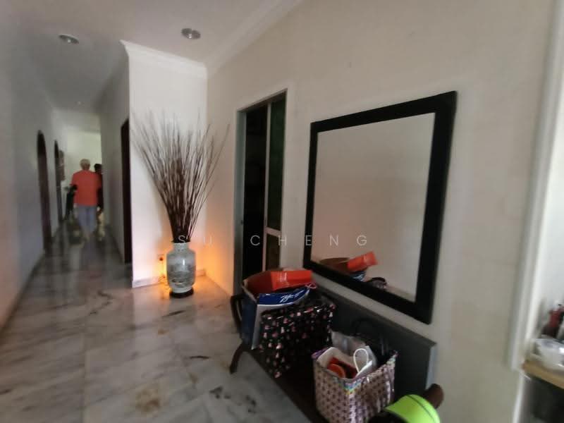 Bungalow House for Sale in Petaling Jaya (Selangor) - Su Cheng - Corridor - PropertyGuru.com.my