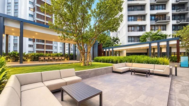 Service Residence for Sale at Quinn Residence - Hafiz Sulaiman - Exterior - PropertyGuru.com.my