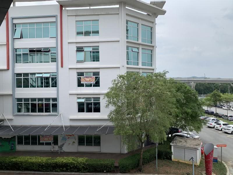 Shop / Office for Sale in Bandar Putra Permai (Seri Kembangan) - Kelvin Ng - Exterior - PropertyGuru.com.my