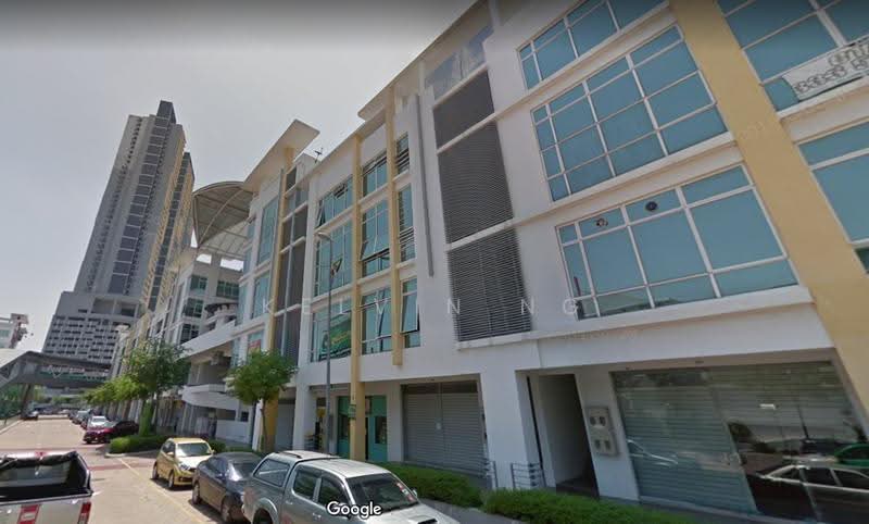 Shop / Office for Sale in Bandar Putra Permai (Seri Kembangan) - Kelvin Ng - Exterior - PropertyGuru.com.my