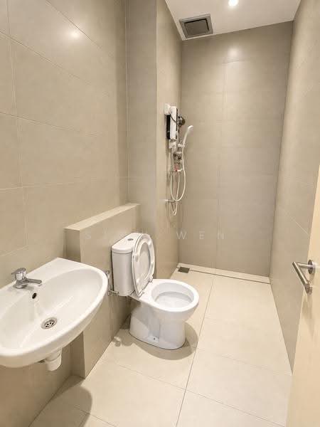 Kondominium untuk Dijual di 100 Residency - Siew Wen - Bathroom - PropertyGuru.com.my