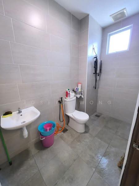 Rumah Teres 2-Tingkat untuk Dijual di Bandar Baru Sri Klebang (Chemor) - Joseph Wong - Bathroom - PropertyGuru.com.my