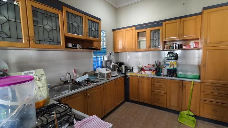 Semi-Detached House for Sale in Ampang (Selangor) - Penny Ang - Kitchen - PropertyGuru.com.my