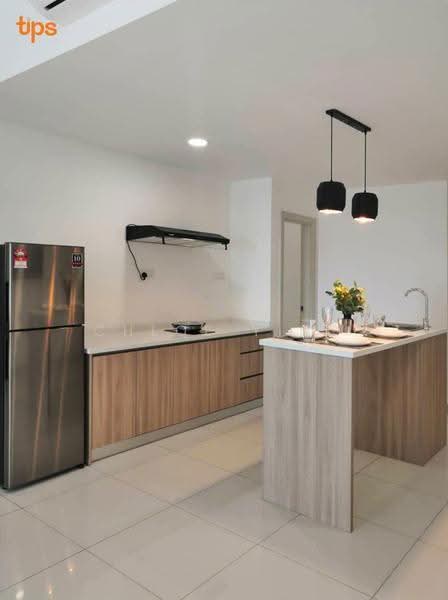 Kediaman Servis untuk Dijual di Southkey Mosaic - Chloe Ying - Kitchen - PropertyGuru.com.my