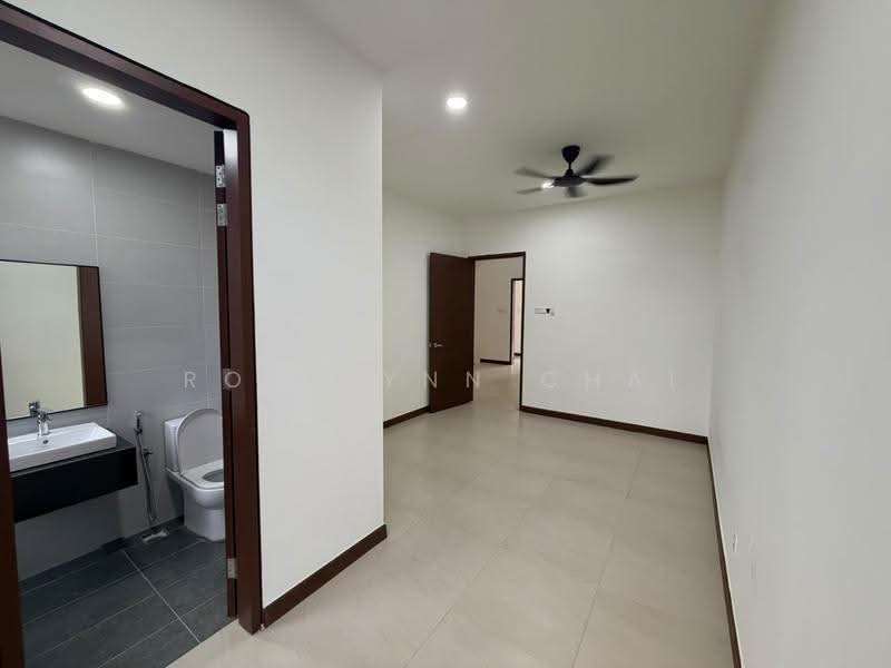 Rumah Teres 2-Tingkat untuk Disewa di Aurora Sentral Resort Villas (Iskandar Puteri (Nusajaya)) - Roselynn Chai - Bathroom - PropertyGuru.com.my