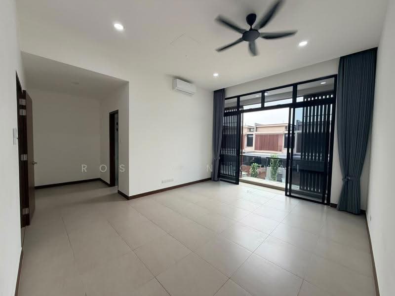 Rumah Teres 2-Tingkat untuk Disewa di Aurora Sentral Resort Villas (Iskandar Puteri (Nusajaya)) - Roselynn Chai - Living Room - PropertyGuru.com.my