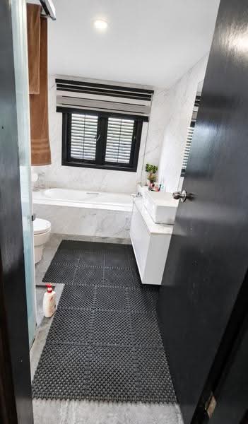 Condominium for Sale at Armanee Terrace II - Brahmma . - Bathroom - PropertyGuru.com.my