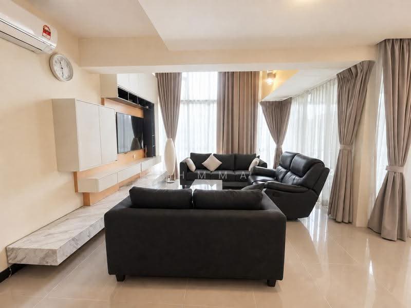Condominium for Sale at Armanee Terrace II - Brahmma . - Living Room - PropertyGuru.com.my