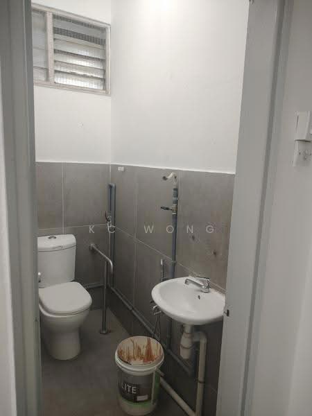 2-storey Terraced House for Sale in Taman Overseas Union (Taman Oug) (Jalan Klang Lama (Old Klang Road)) - KC Wong - Bathroom - PropertyGuru.com.my