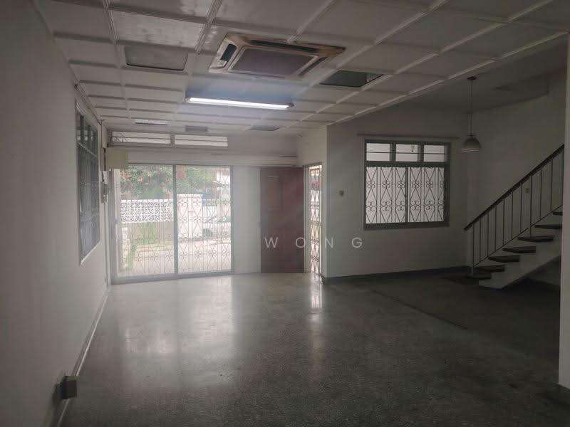 2-storey Terraced House for Sale in Taman Overseas Union (Taman Oug) (Jalan Klang Lama (Old Klang Road)) - KC Wong - Living Room - PropertyGuru.com.my
