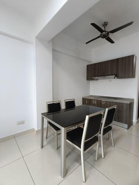Service Residence for Sale at D'Inspire Residence (Inspira Bestari) - Chloe Ying - Dining Room - PropertyGuru.com.my